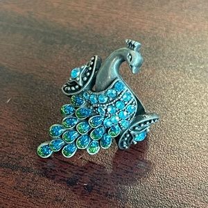 EUC peacock ring size 7